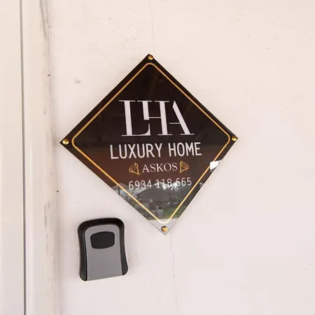 Luxury Askos